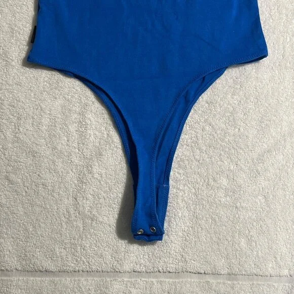 Calvin Klein Jeans Women's Cap-Sleeve V-Neck Bodysuit - Blue, Size XS, NWT - Picture 12 of 12